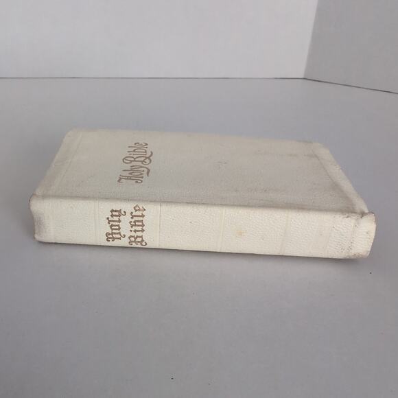 Holy Bible Holman Edition Old & New Testaments White Gold Gilt Edges 1950s - Picture 4 of 12